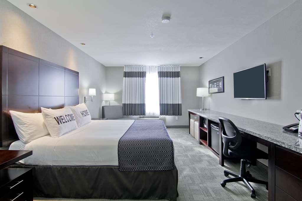 Home Inn & Suites Regina Airport 객실 사진